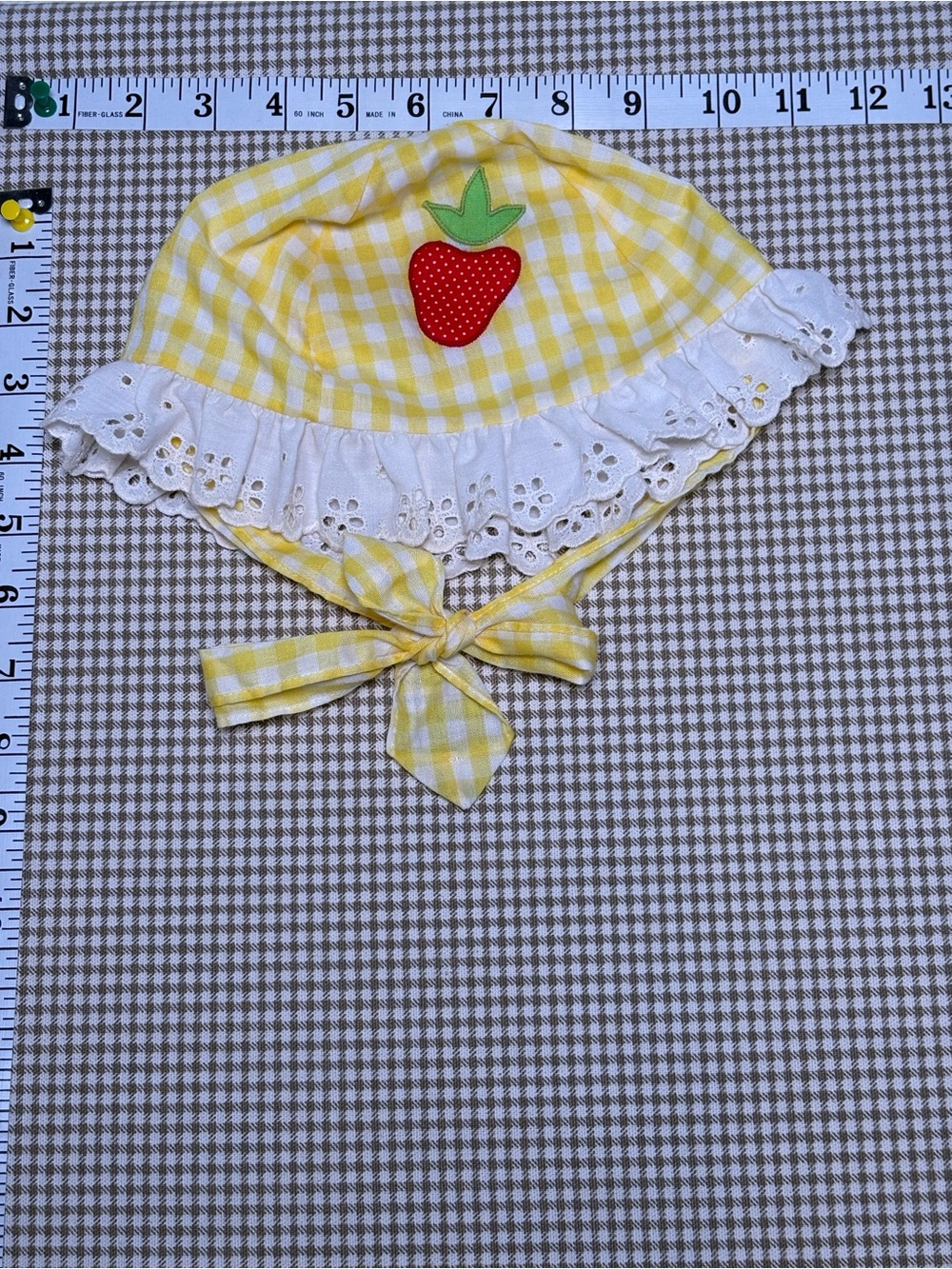 Vintage Strawberry Gingham Eyelet Baby Sun Bonnet Hat 18 Months